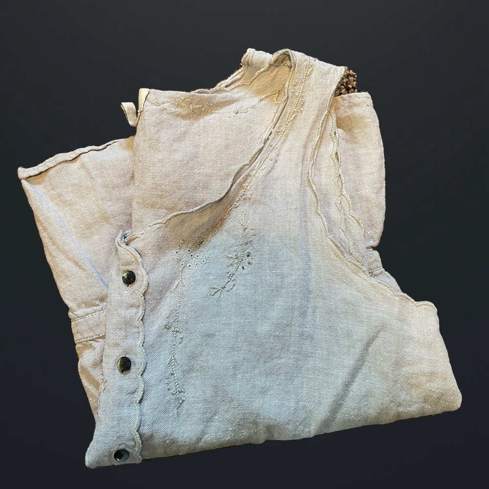 J. Jill Grey Sleeveless Button Down Bib Collar Top